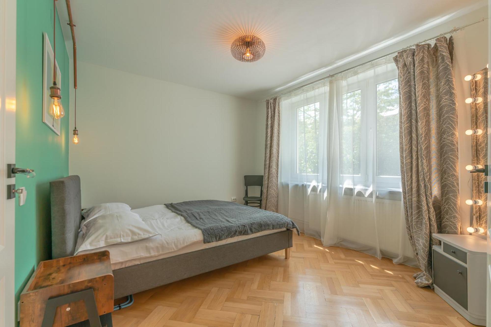Castanilor 6 - Hip Industrial Apartment Close To City Centre Braşov Eksteriør bilde