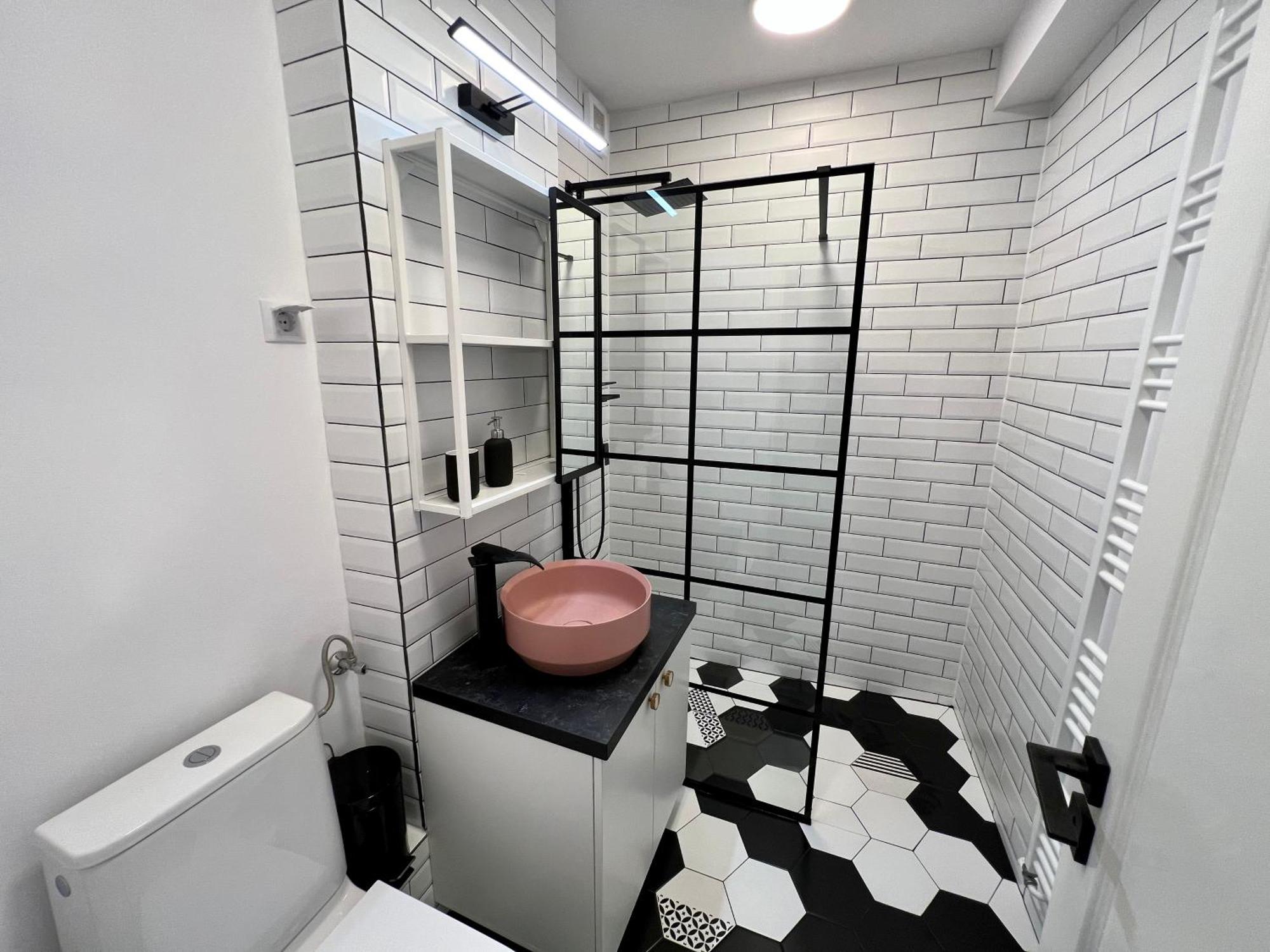Castanilor 6 - Hip Industrial Apartment Close To City Centre Braşov Eksteriør bilde